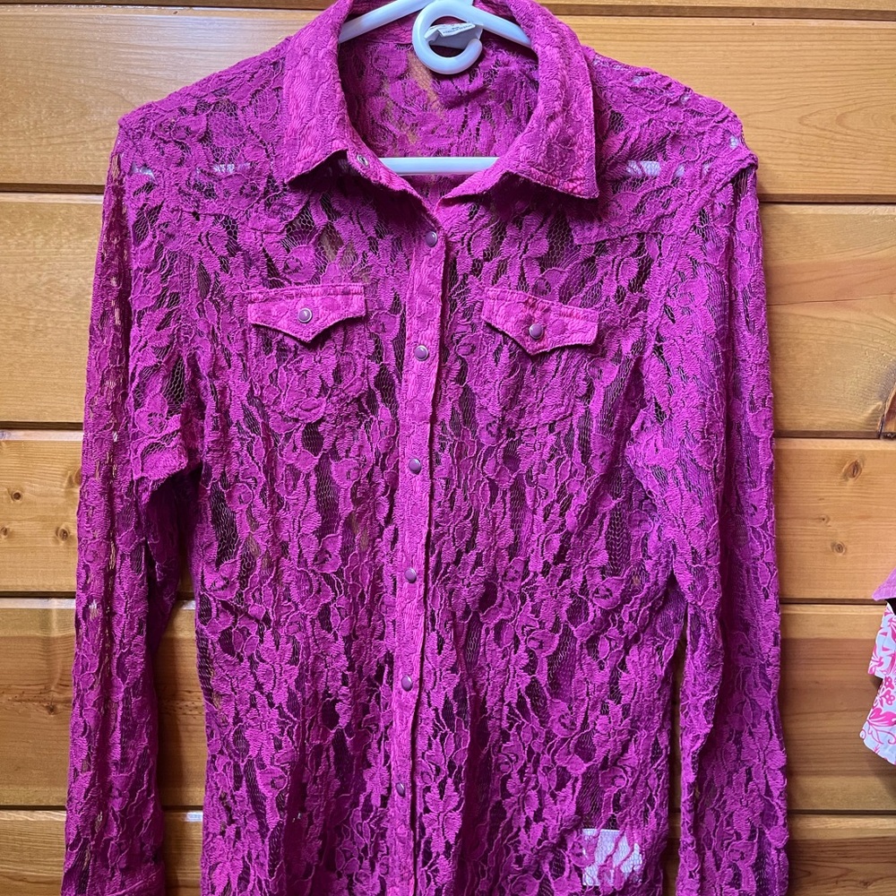 NWOT Ariat lace button up.